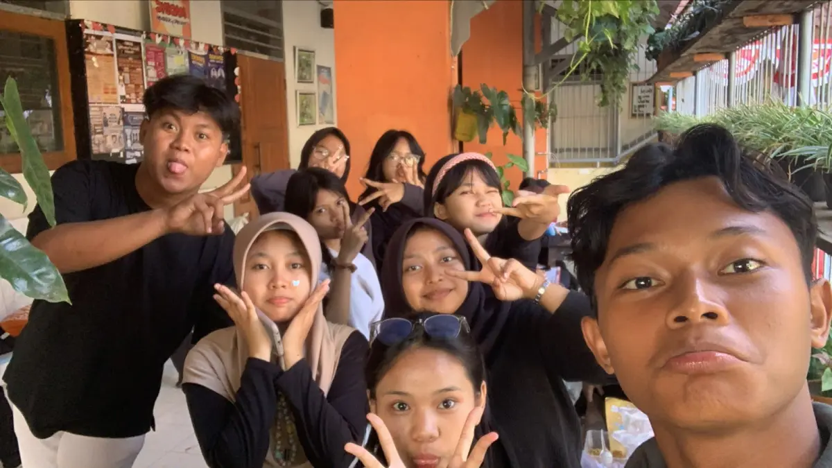 HUT RI